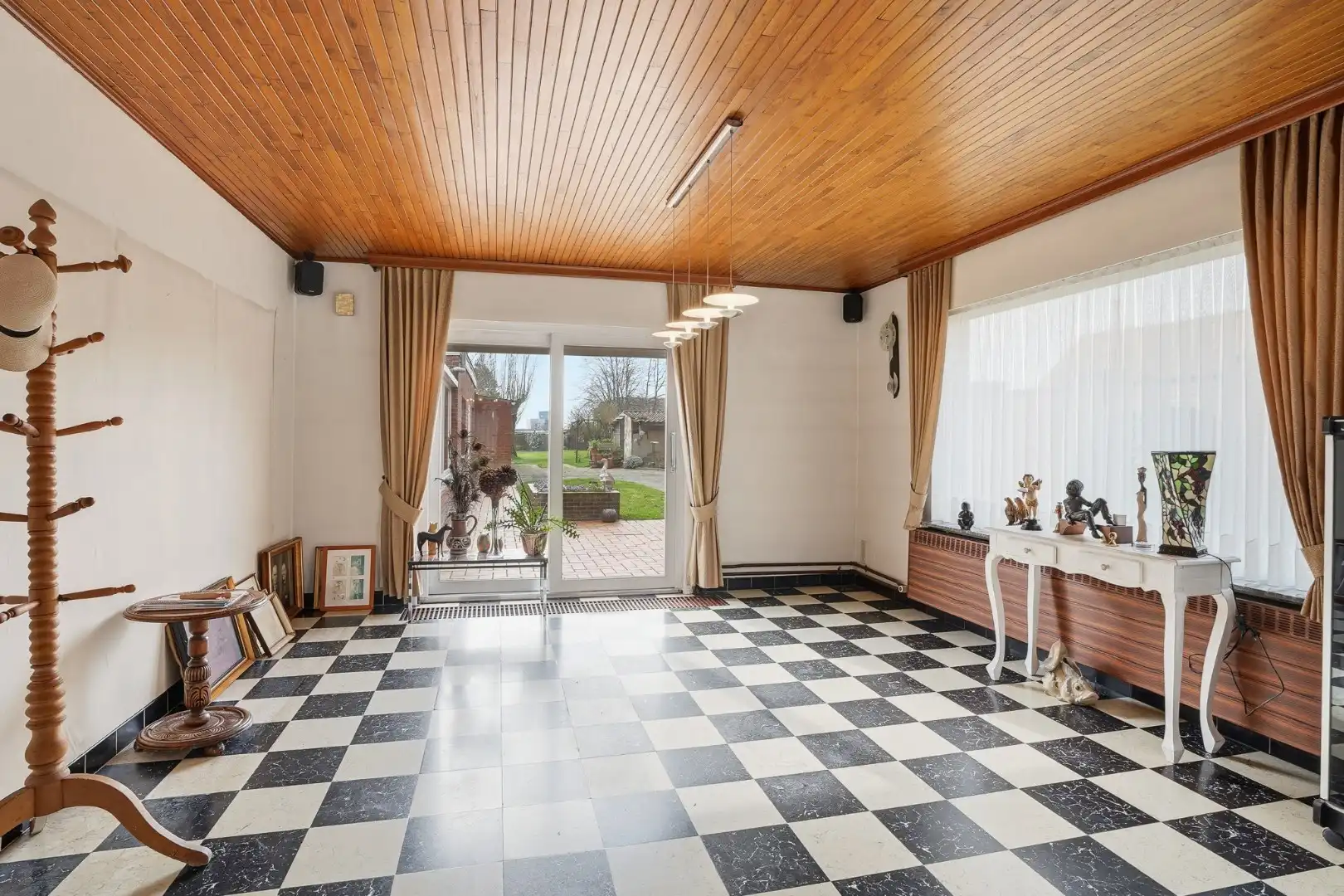 Ruime woning op een landelijke ligging in Zedelgem foto 8