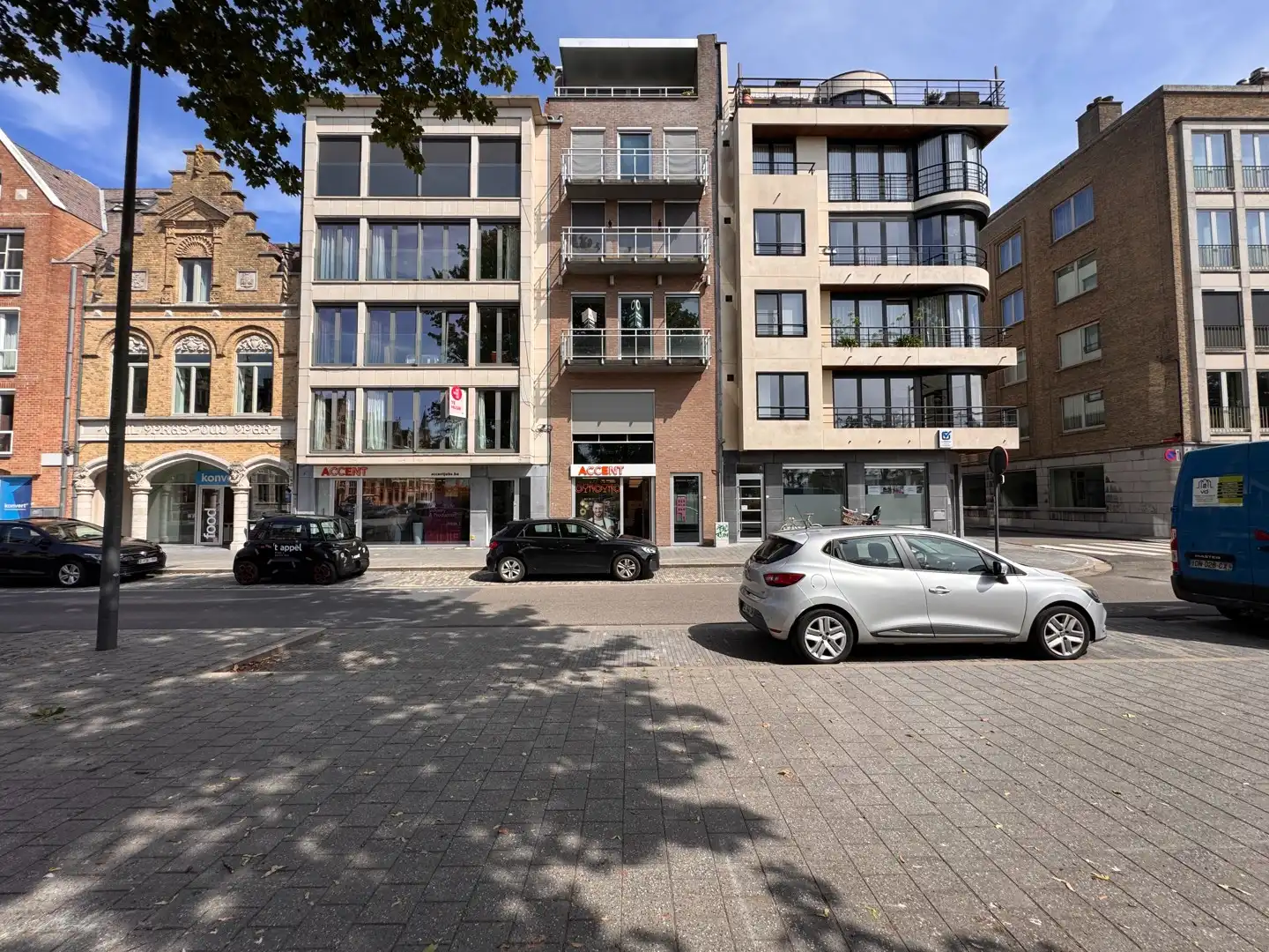 Kantoorruimte op toplocatie in het stadscentrum van Ieper foto 13