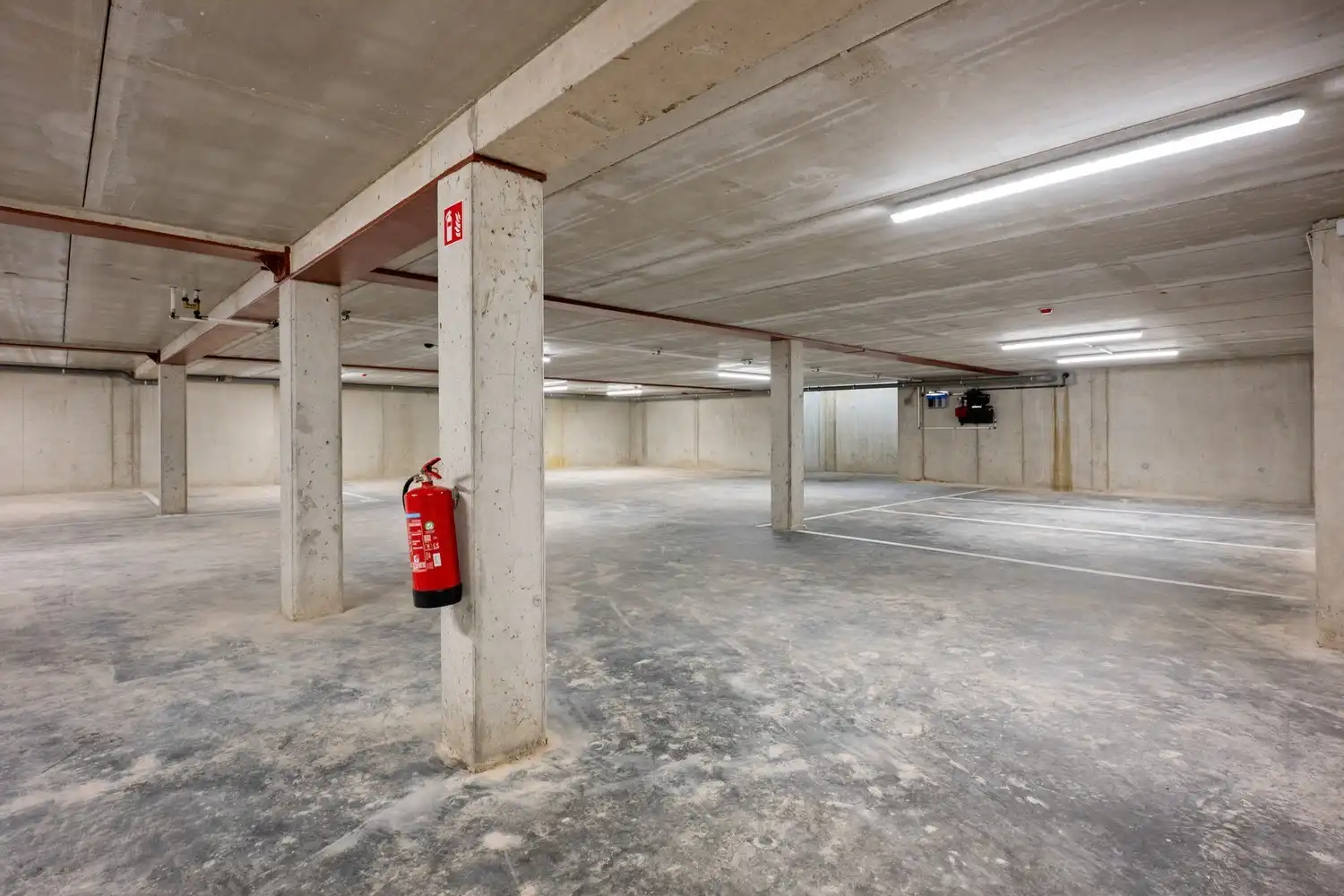Garage te koop Ter Voort 127/00 - 2260 Westerlo