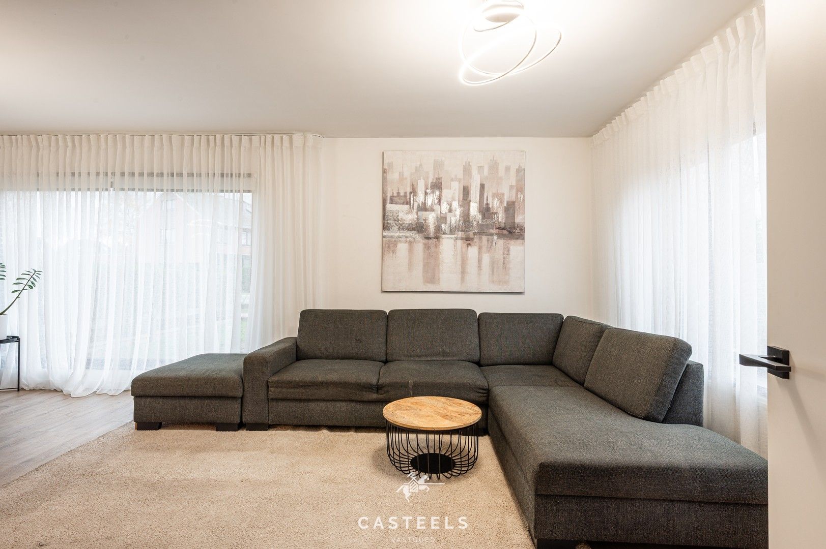 Instapklare halfopen woning te koop in Heusden foto 2