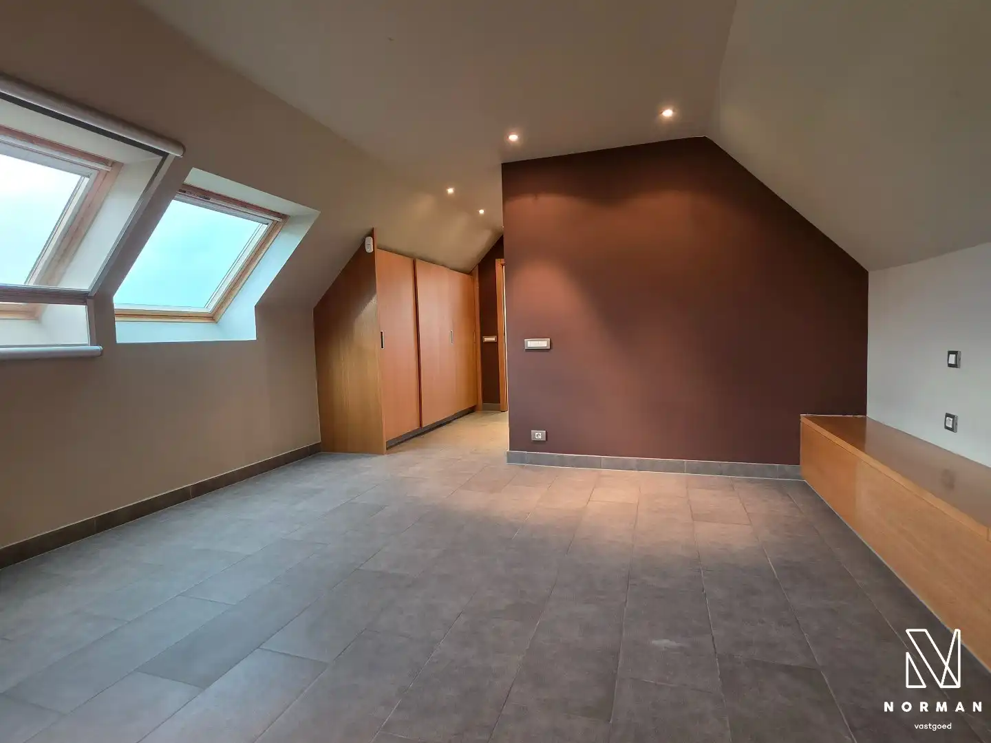 Prachtig domein met luxueuze instapklare villa, grote tuin en landbouwgrond in Hulste foto 24