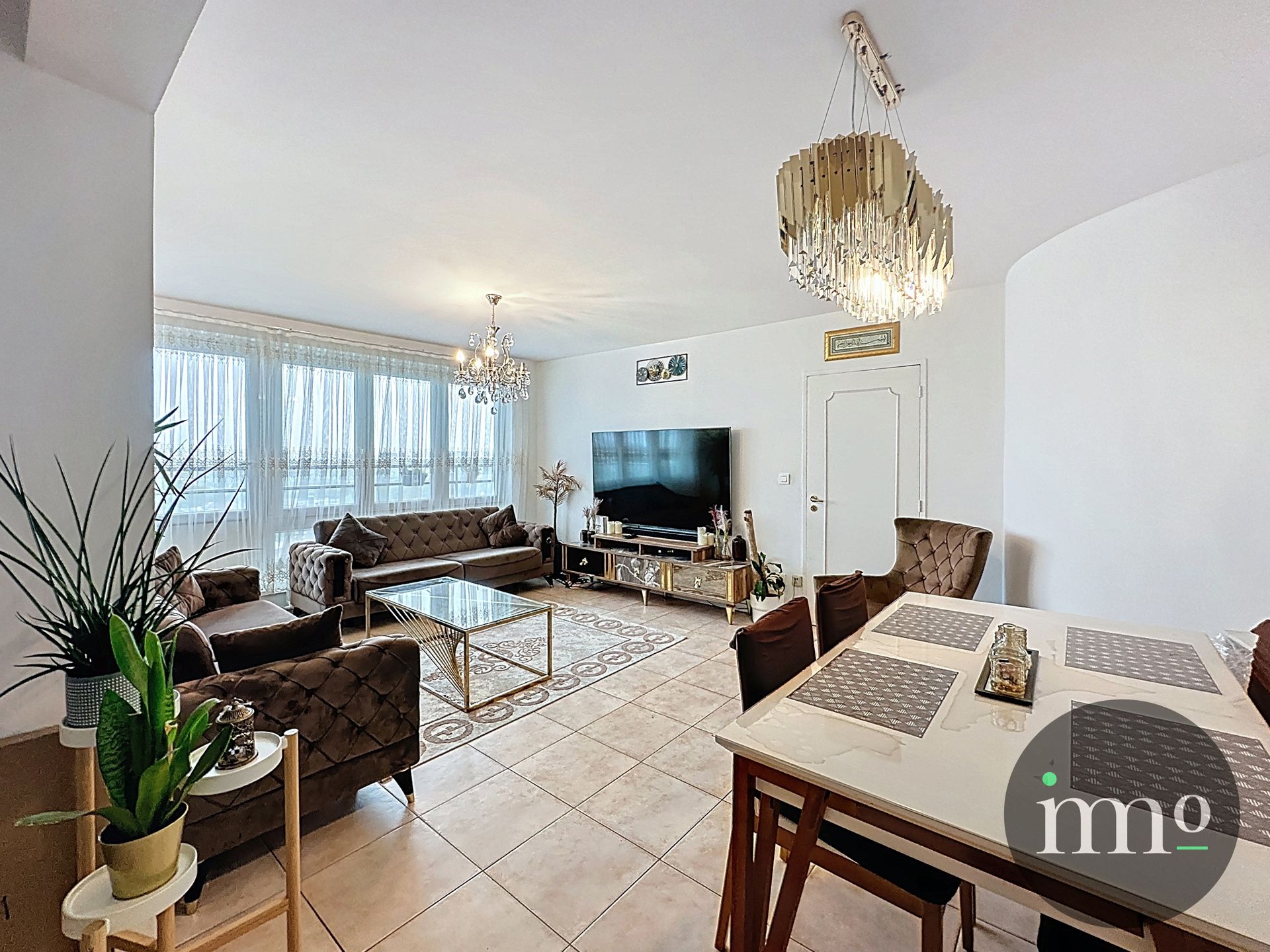 Appartement te koop foto {{pictureIndex}}