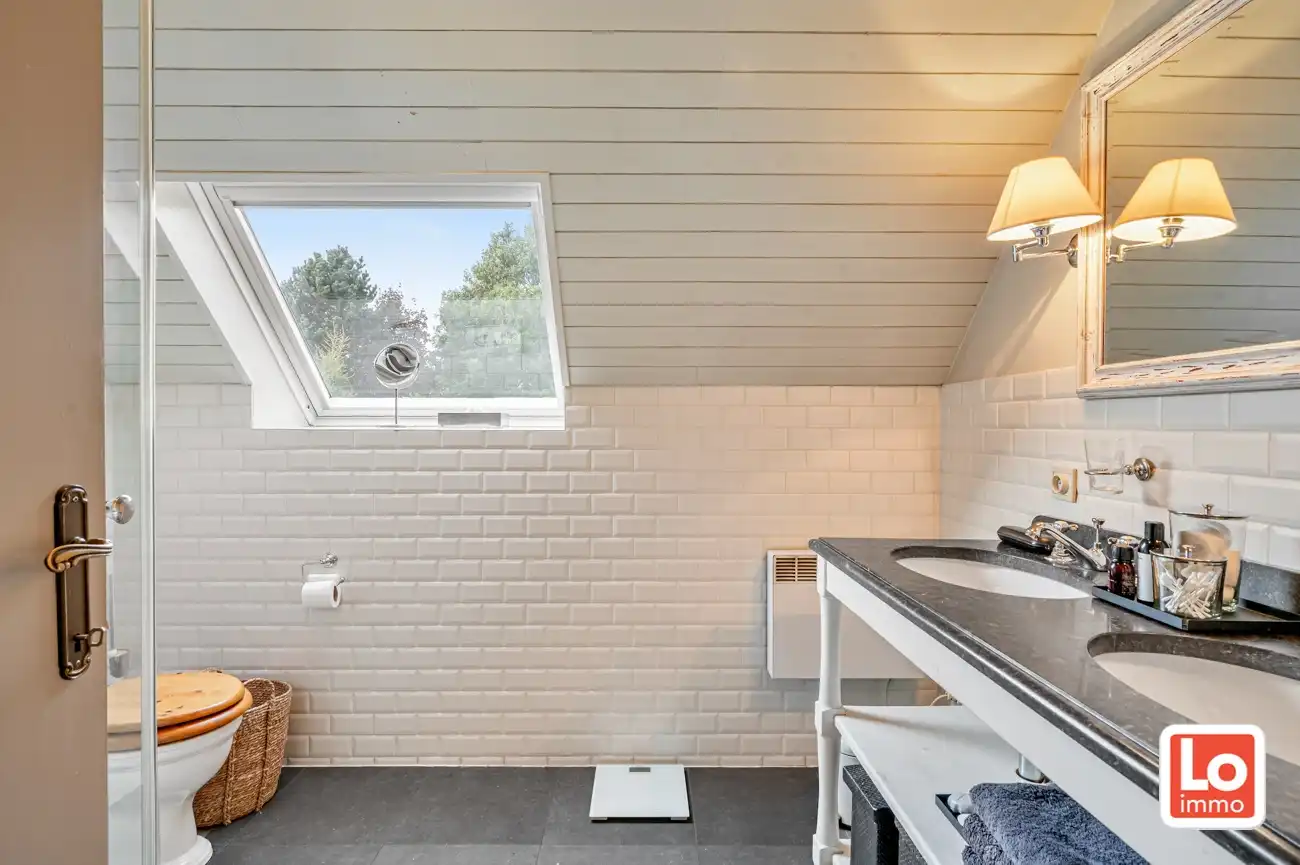 VERKOCHT! Charmante alleenstaande woning met inpandige garage en grote tuin op een rustige, groene locatie nabij het centrum van Beervelde! foto 18