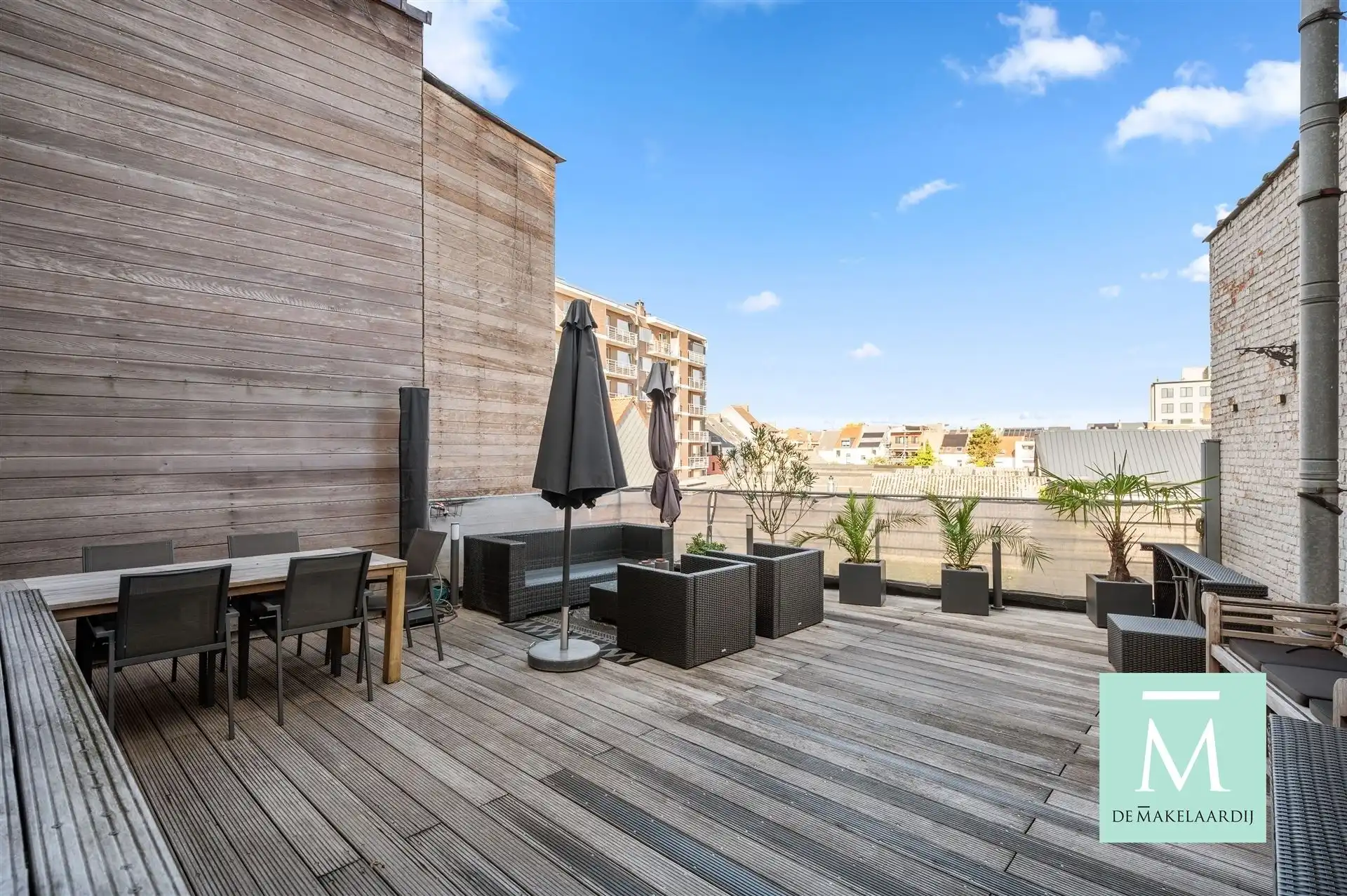 Prachtige handelswoning met overdekte garage nabij de vaart te Mechelen foto 17