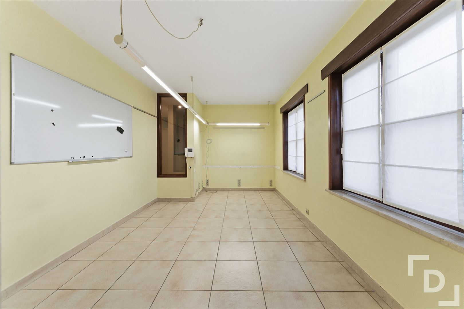 Ruime en energiezuinige villa te koop in Poperinge foto 29