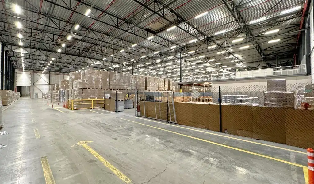 Loods met kantoren te huur in Kersdonk Logistics Centre Willebroek foto 9