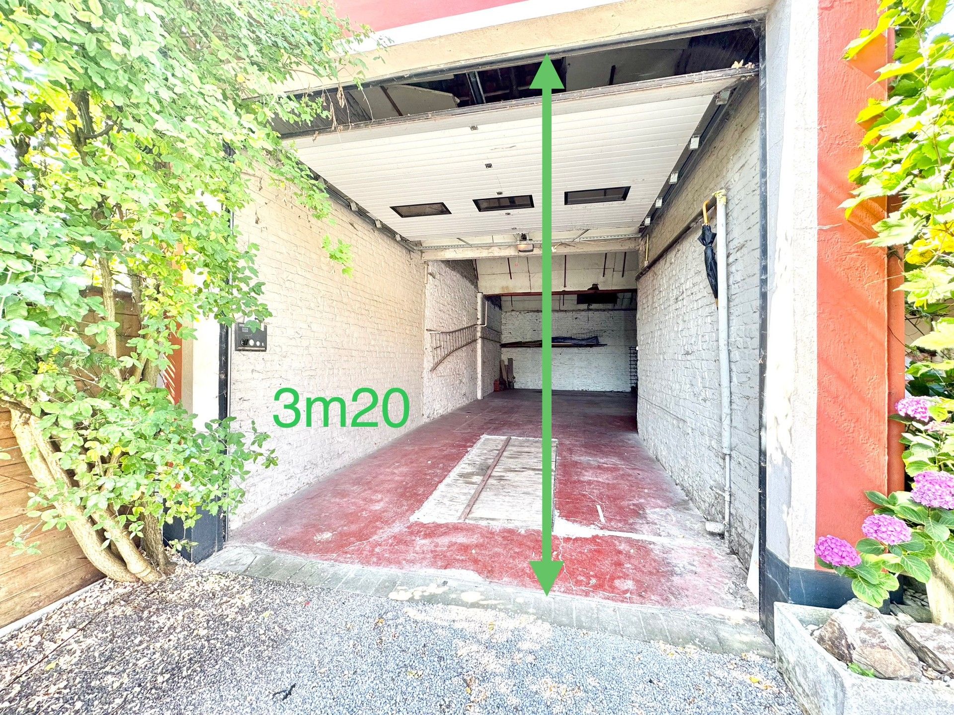 WONING MET MAGAZIJN OP 562 M² foto 6