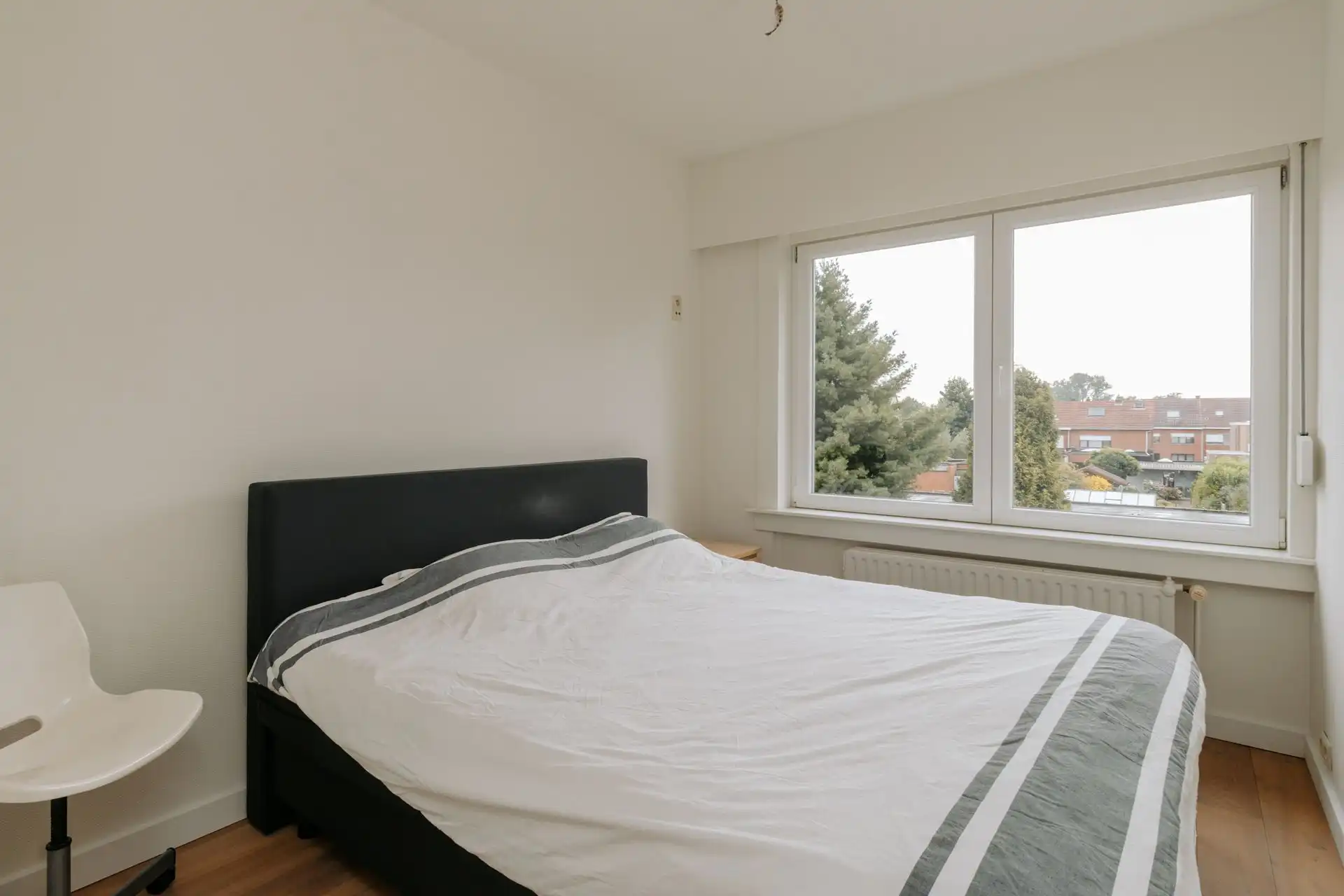 Rustig gelegen 2-slaapkamerappartement met EPC B in Lint foto 11