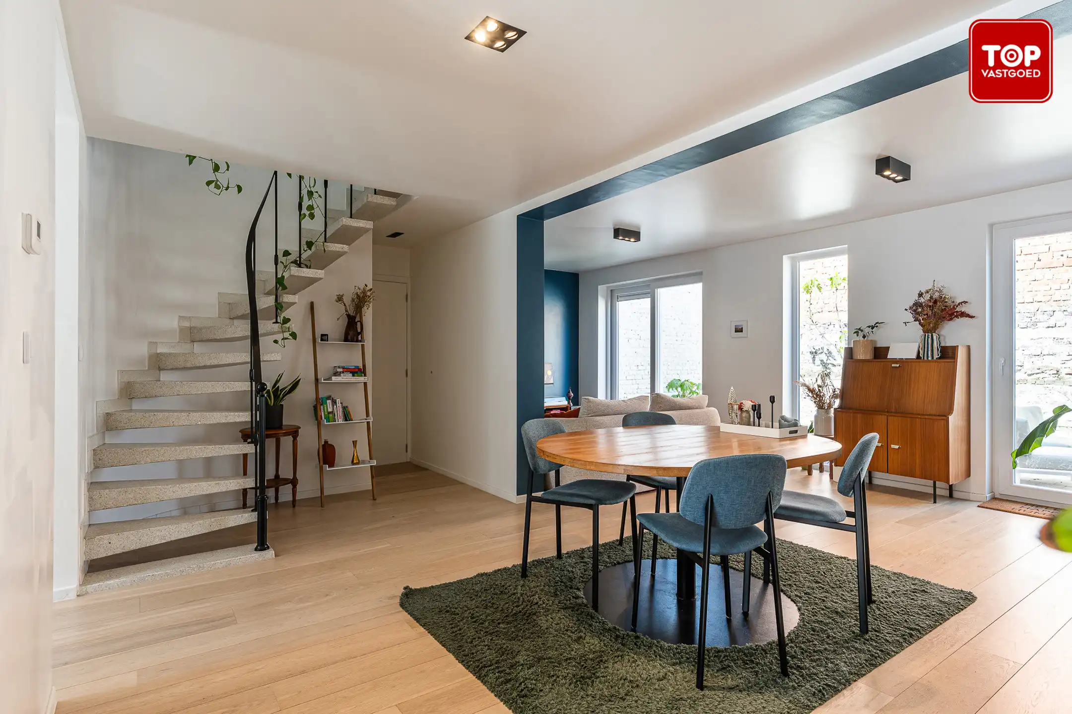 Totaal gerenoveerde woning (2021) met 4 slaapkamers. foto 12