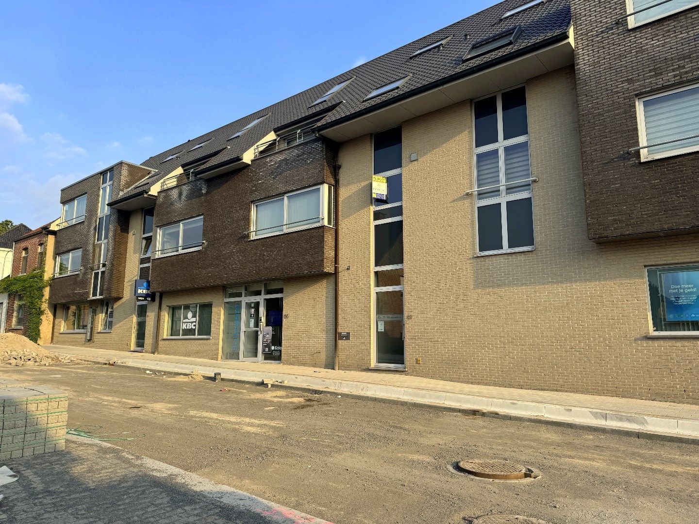 Ruim en energiezuinig appartement met 2 slaapkamers in centrum-Bellegem foto 1