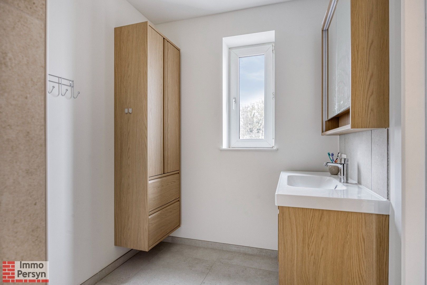 Moderne gezinswoning met 3 slaapkamers en gezellige tuin foto 10