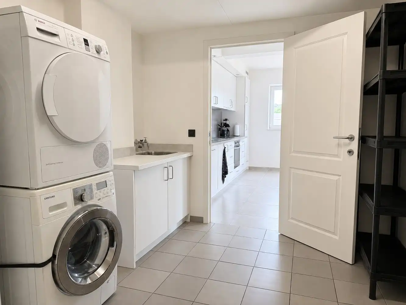 Recente, energiezuinige woning met 3 slaapkamers én grote tuin foto 5