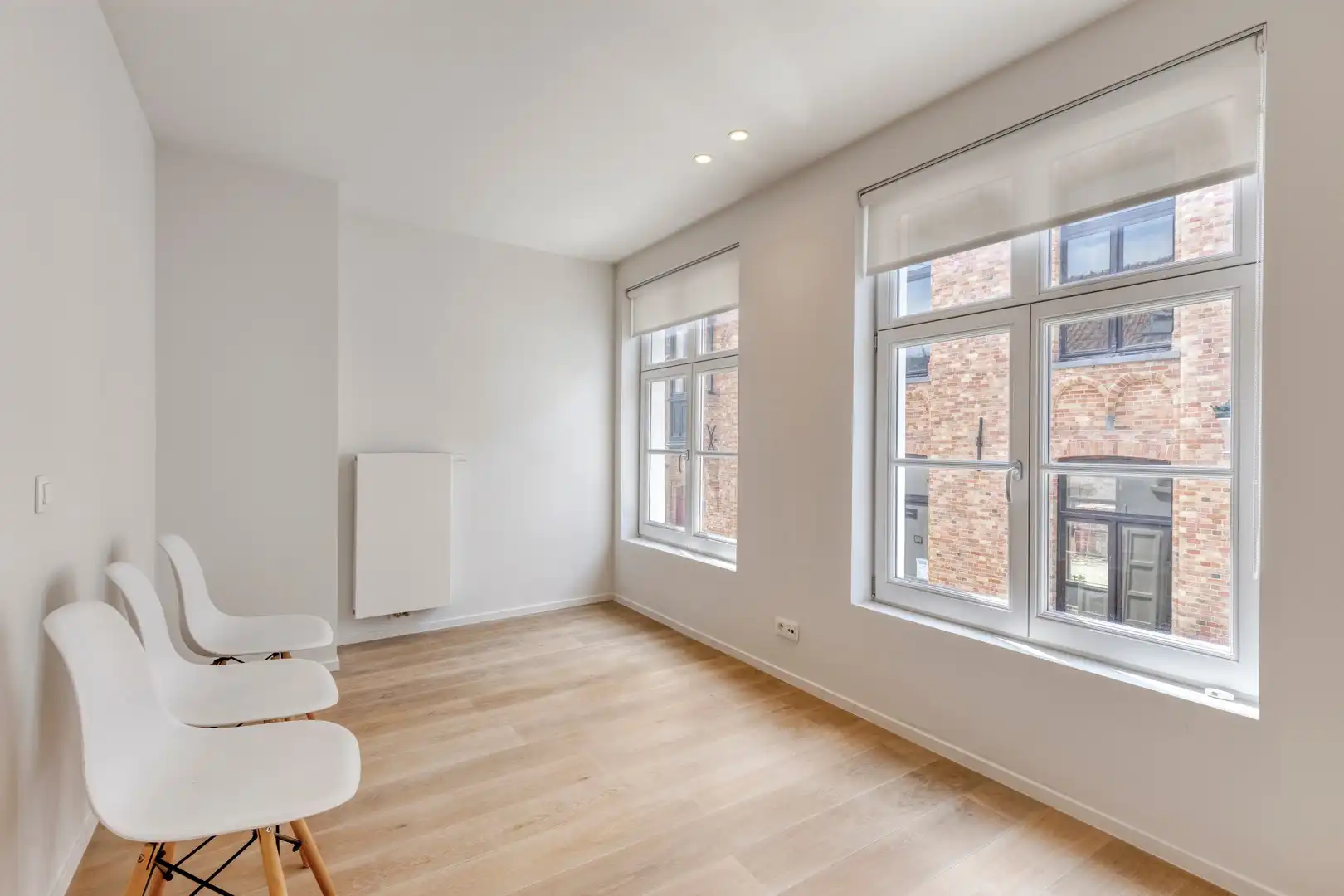 Prachtige bemeubelde stadwoning met 3 slaapkamers op topligging foto 16