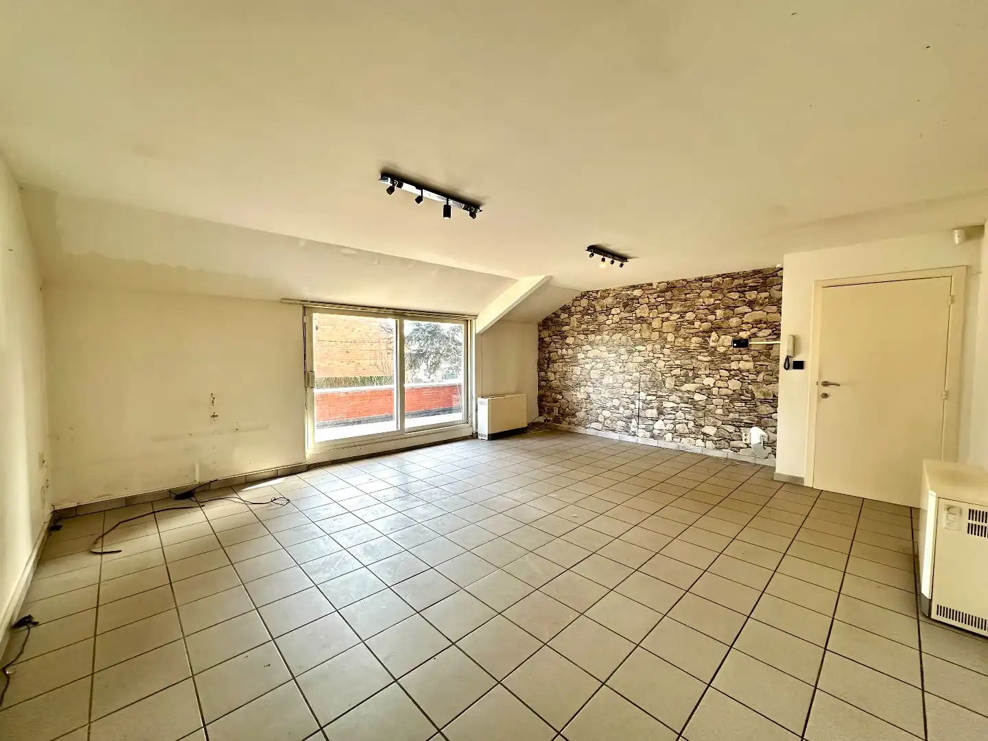 Te huur: appartement met 2 slaapkamers en ruim terras in Riemst foto 2