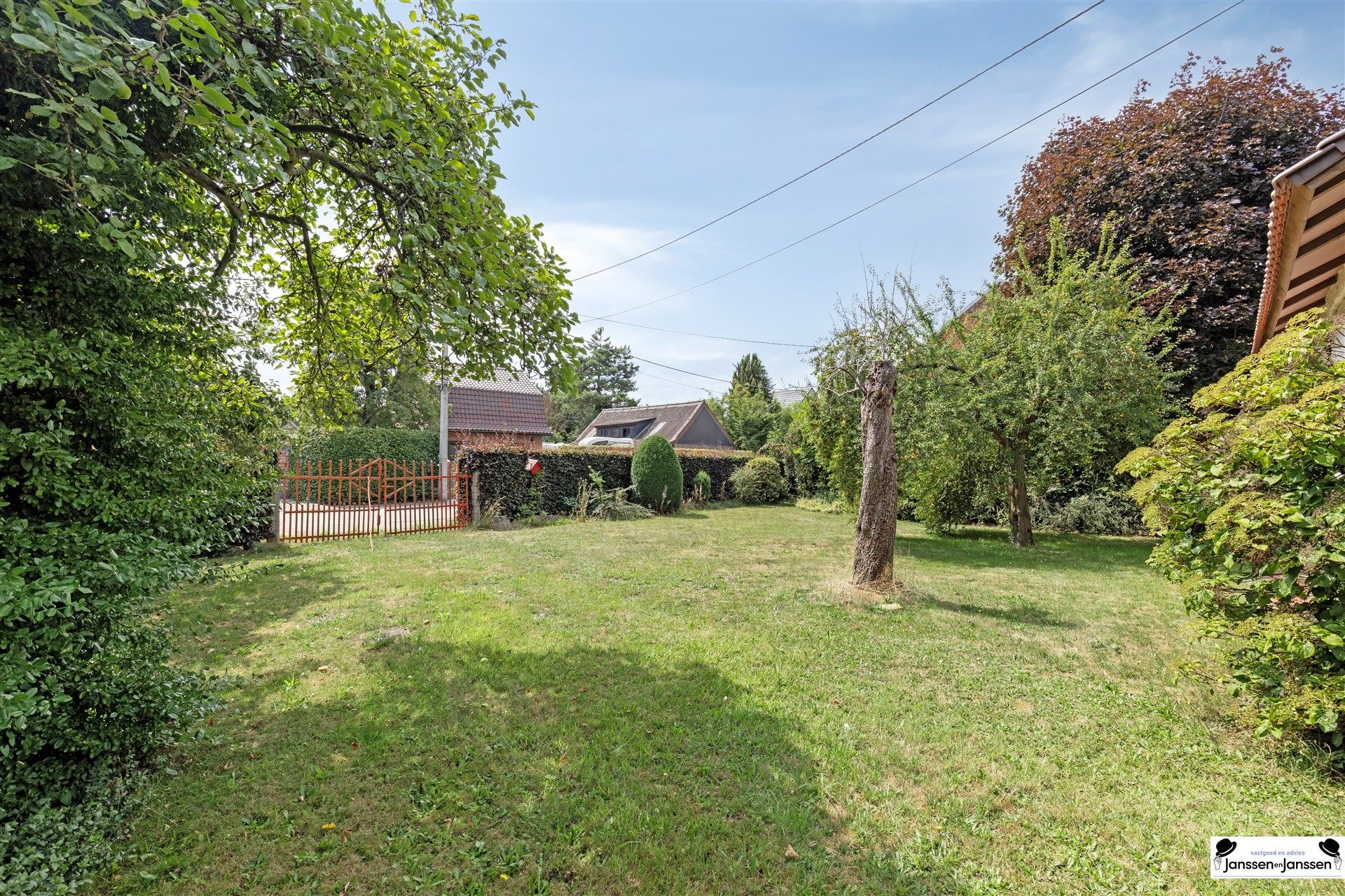 Verkavelbaar perceel bouwgrond van 1.490 m²!  foto 3