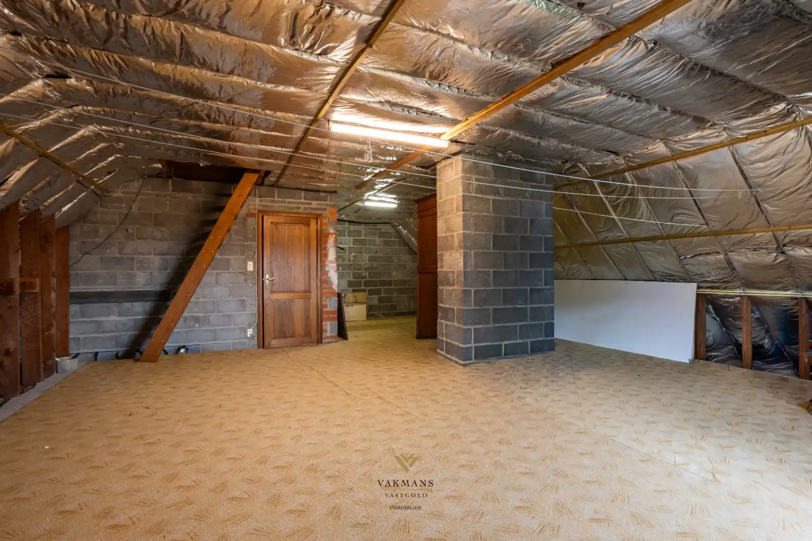 Elegante villa op 5000 m² op een gegeerde locatie foto 20