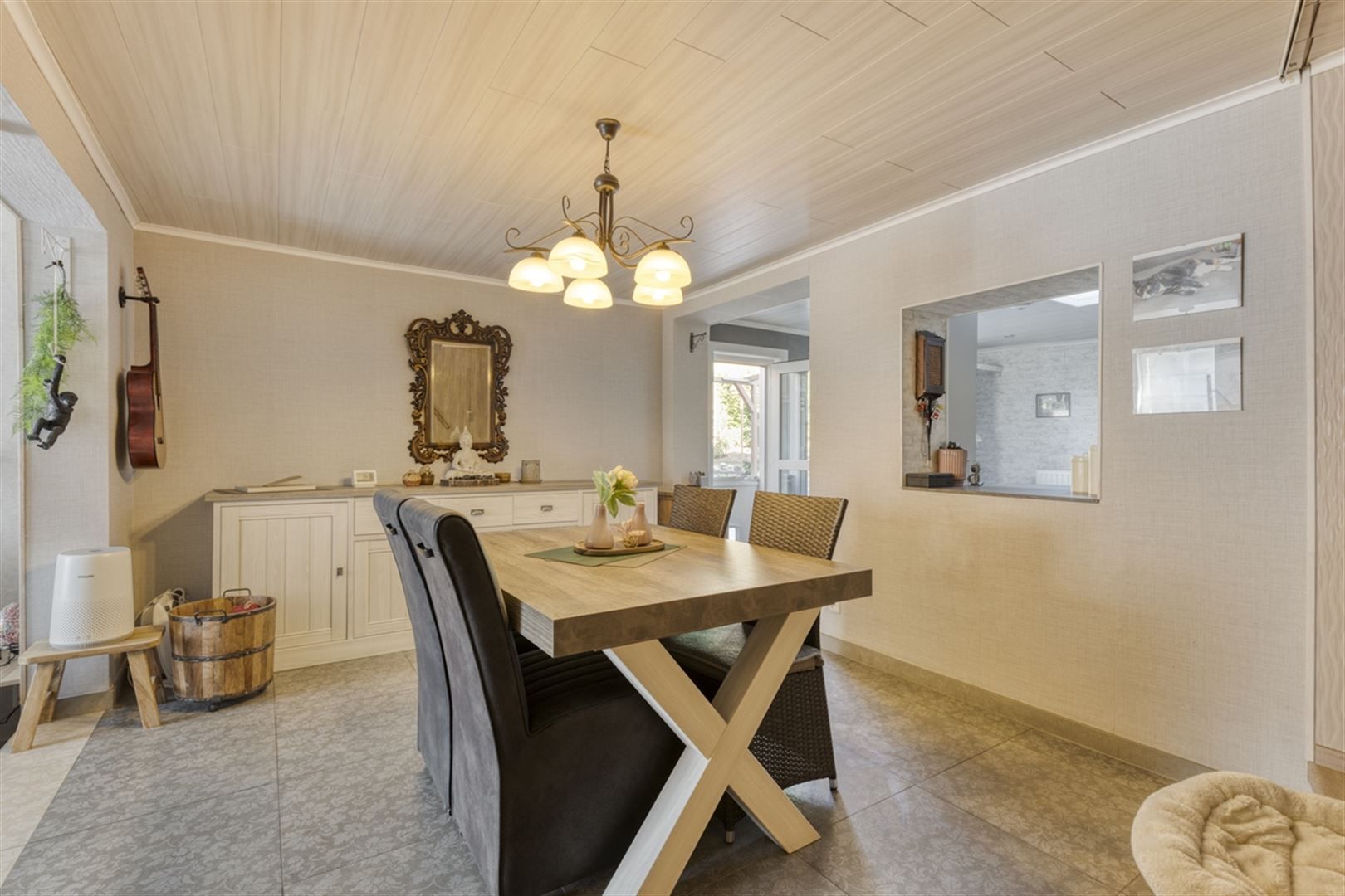 Rustig gelegen woning met garage foto 8