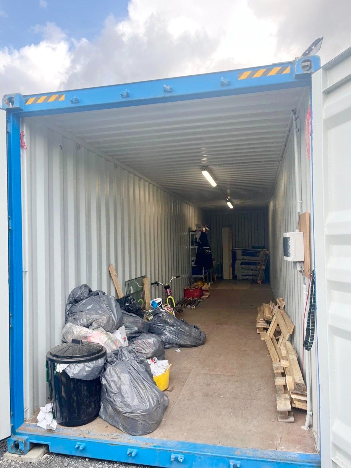 OPSLAGPLAATS - LOODSKE - OPSLAGCONTAINER TE HUUR REGIO GITS foto 4