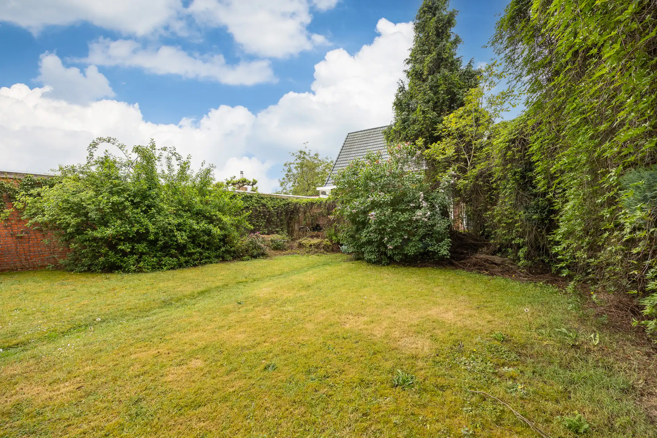 Te renoveren woning met 4 slpk's op toplocatie in Beerse foto 34