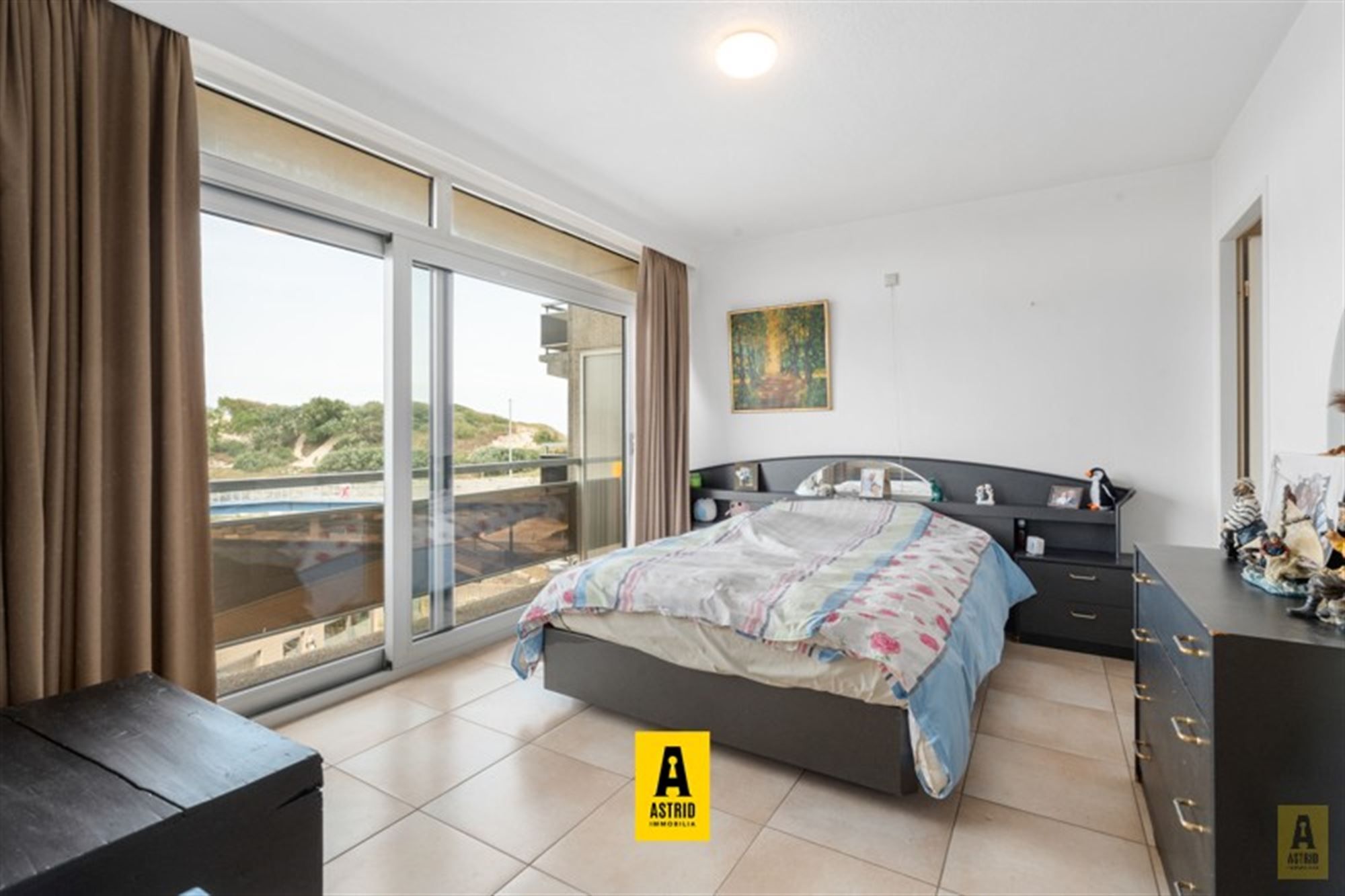 Zonnig appartement op toplocatie met mooie zicht in Bredene! foto 10