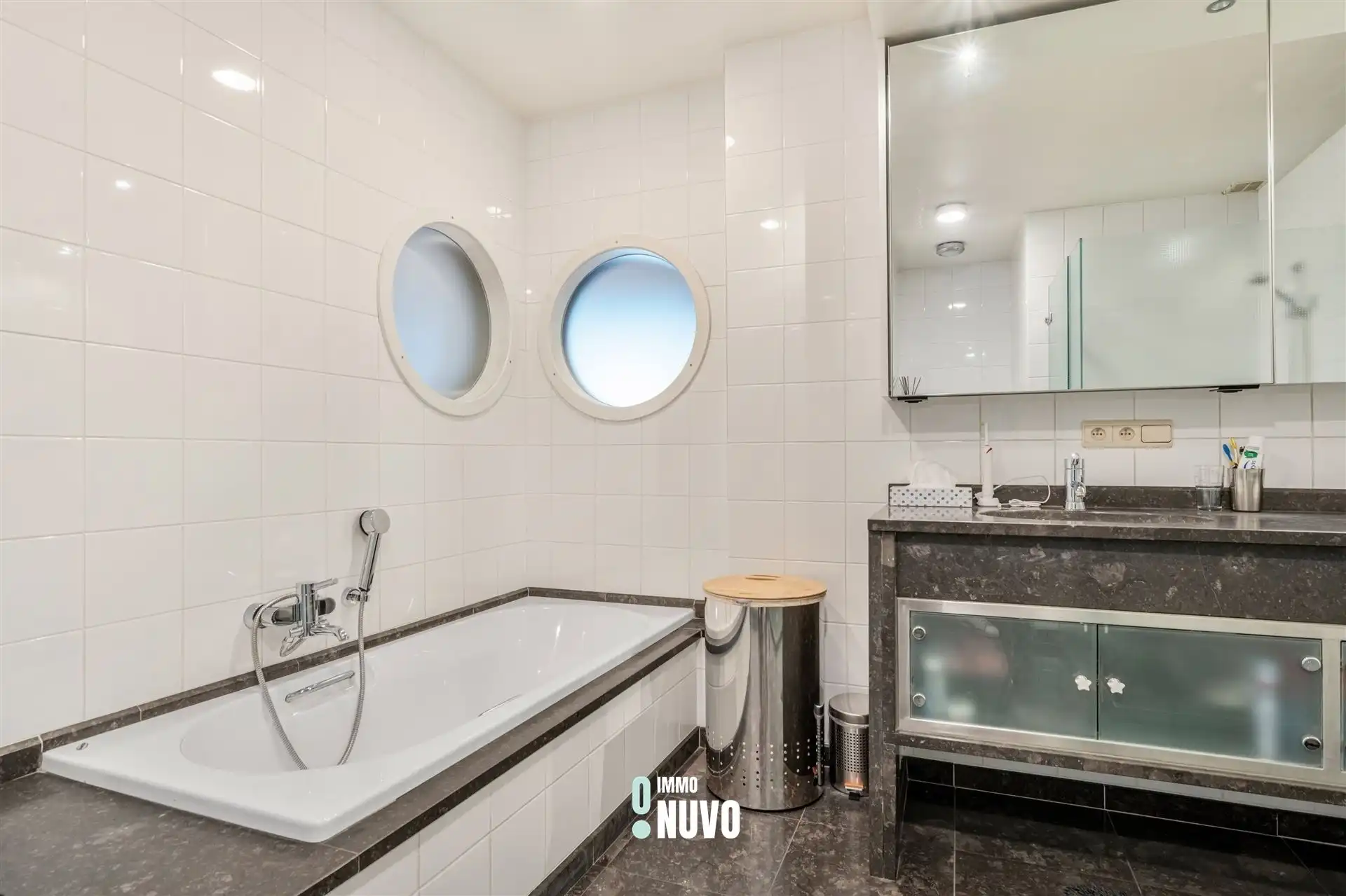 Penthouse met veel lichtinval en indrukwekkend uitzicht foto 13
