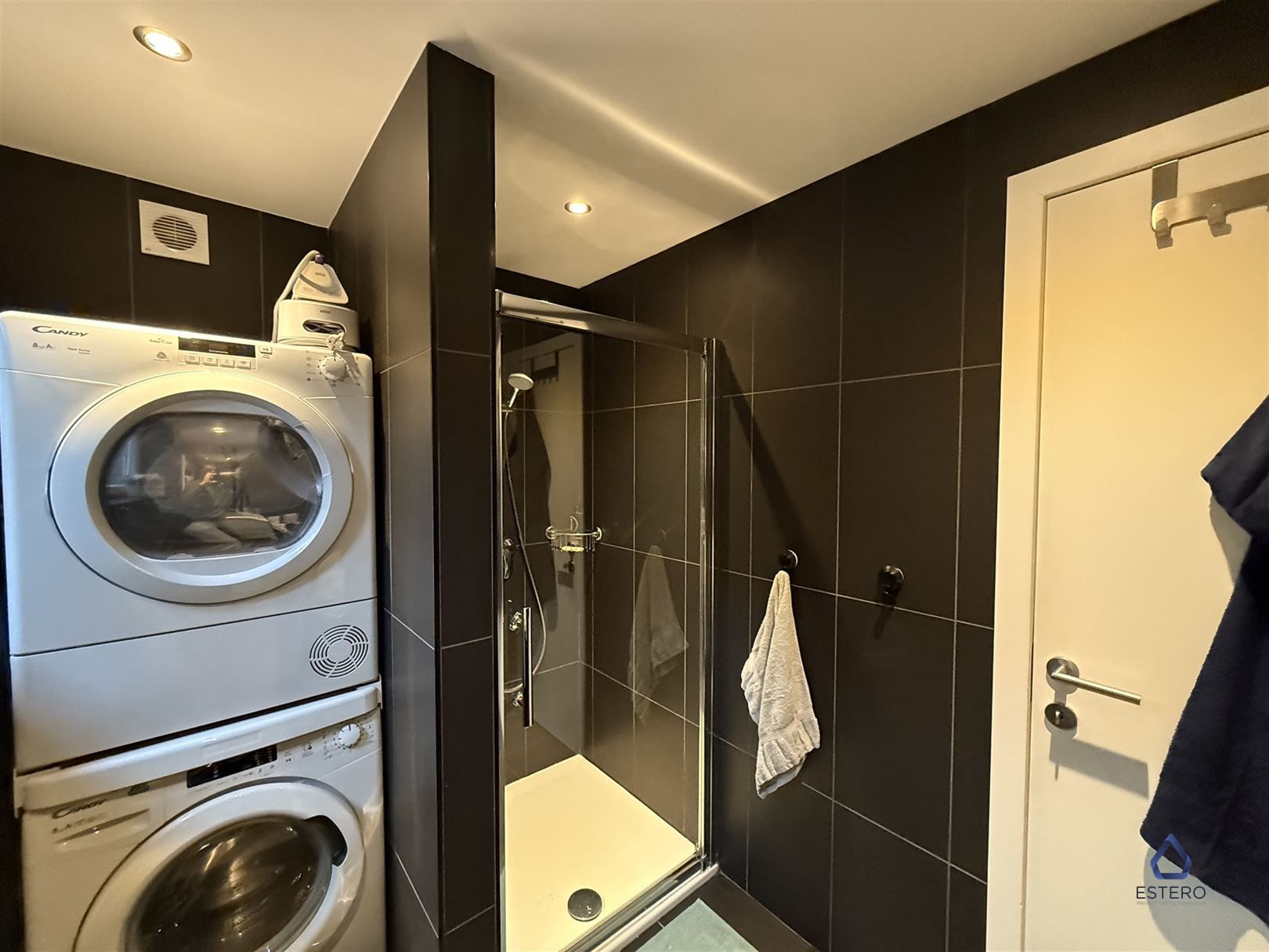 Gerenoveerd appartement met tuintje	 foto 14