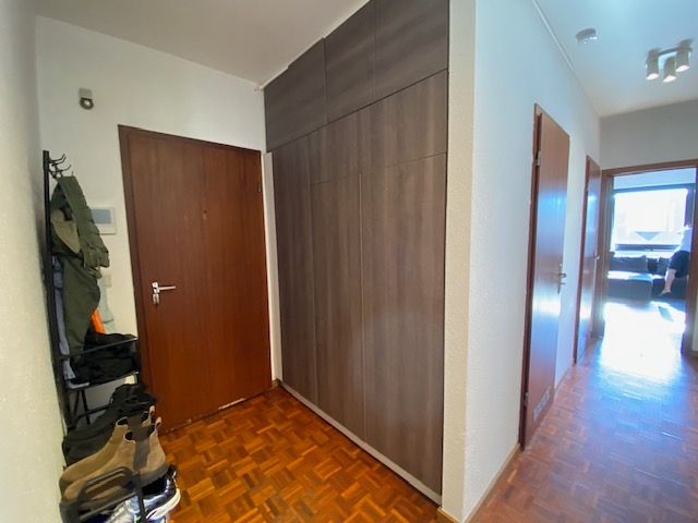 3 slaapkamer appartement met autostaanplaats en kelder in centrum Geel foto 2