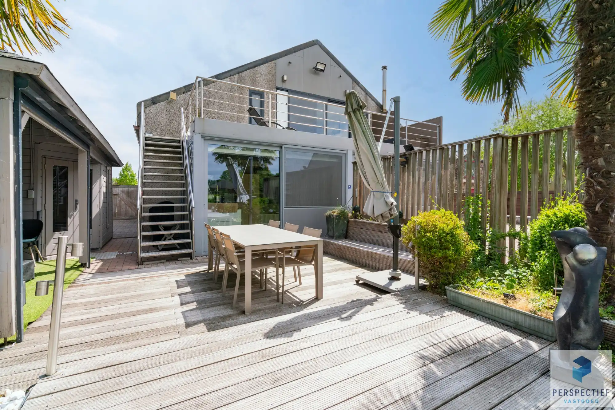 Handelspand met Winkelruimte, Magazijn en Woonst op 1.682 m² foto 9