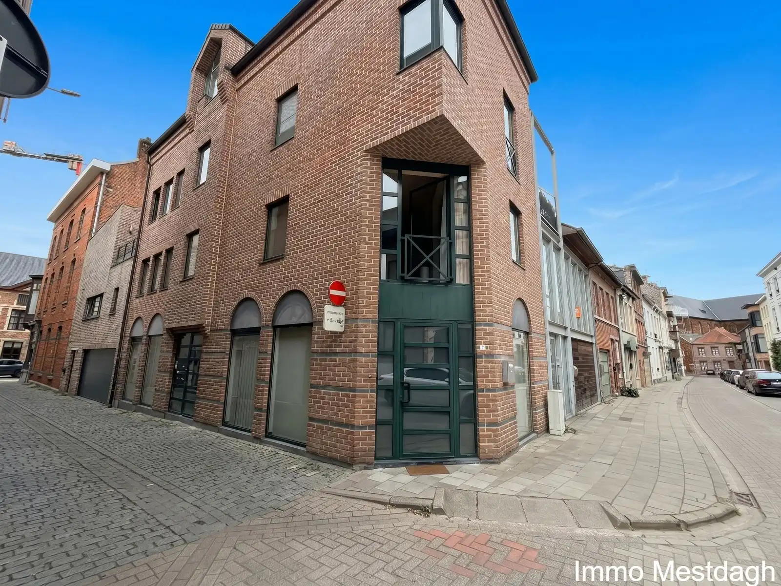 Lichtrijke en comfortabele studio in het hart van Diest foto 2