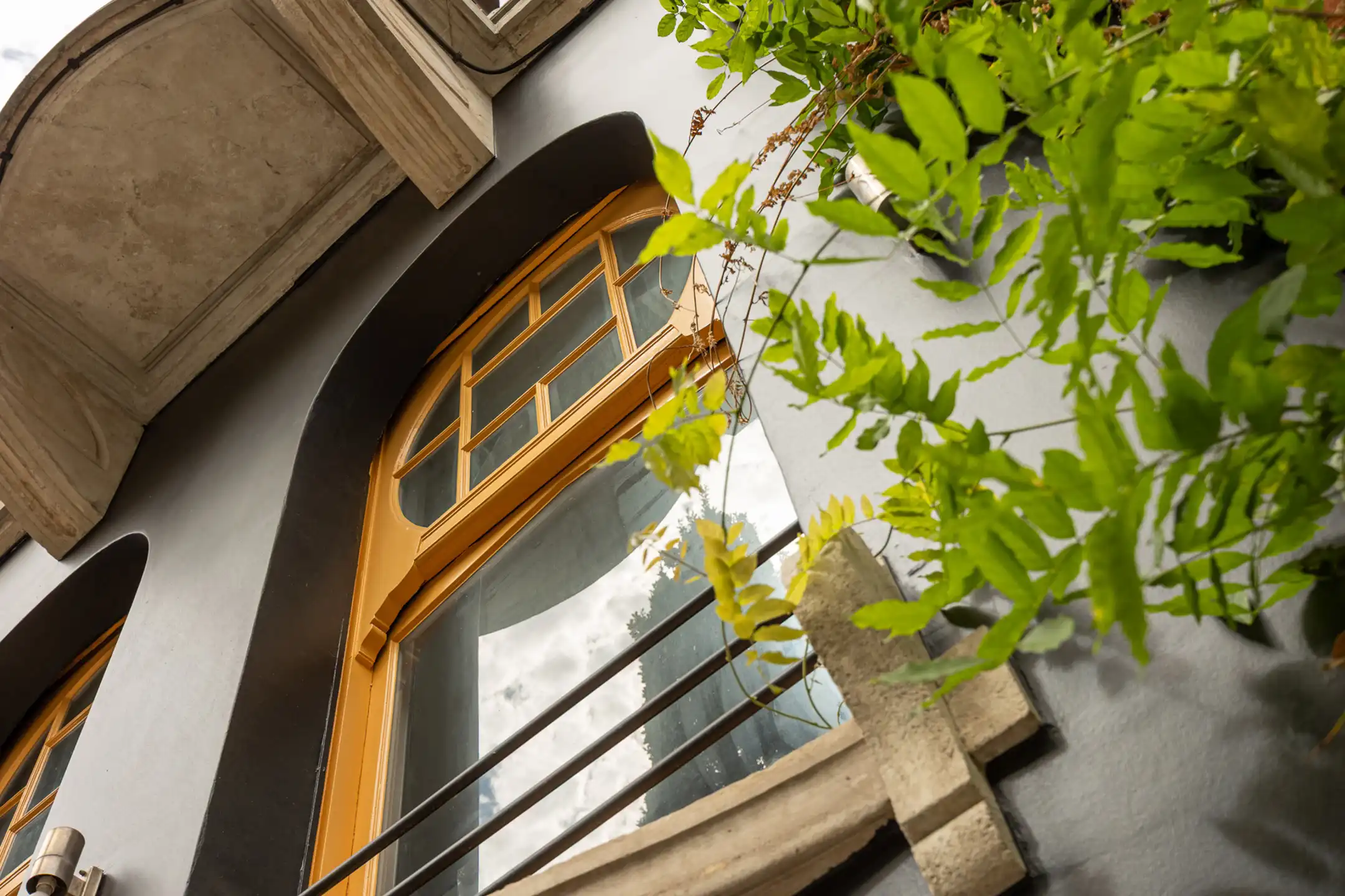 ANTWERPEN ZURENBORG - Opbrengsteigendom met 3 appartementen foto 2