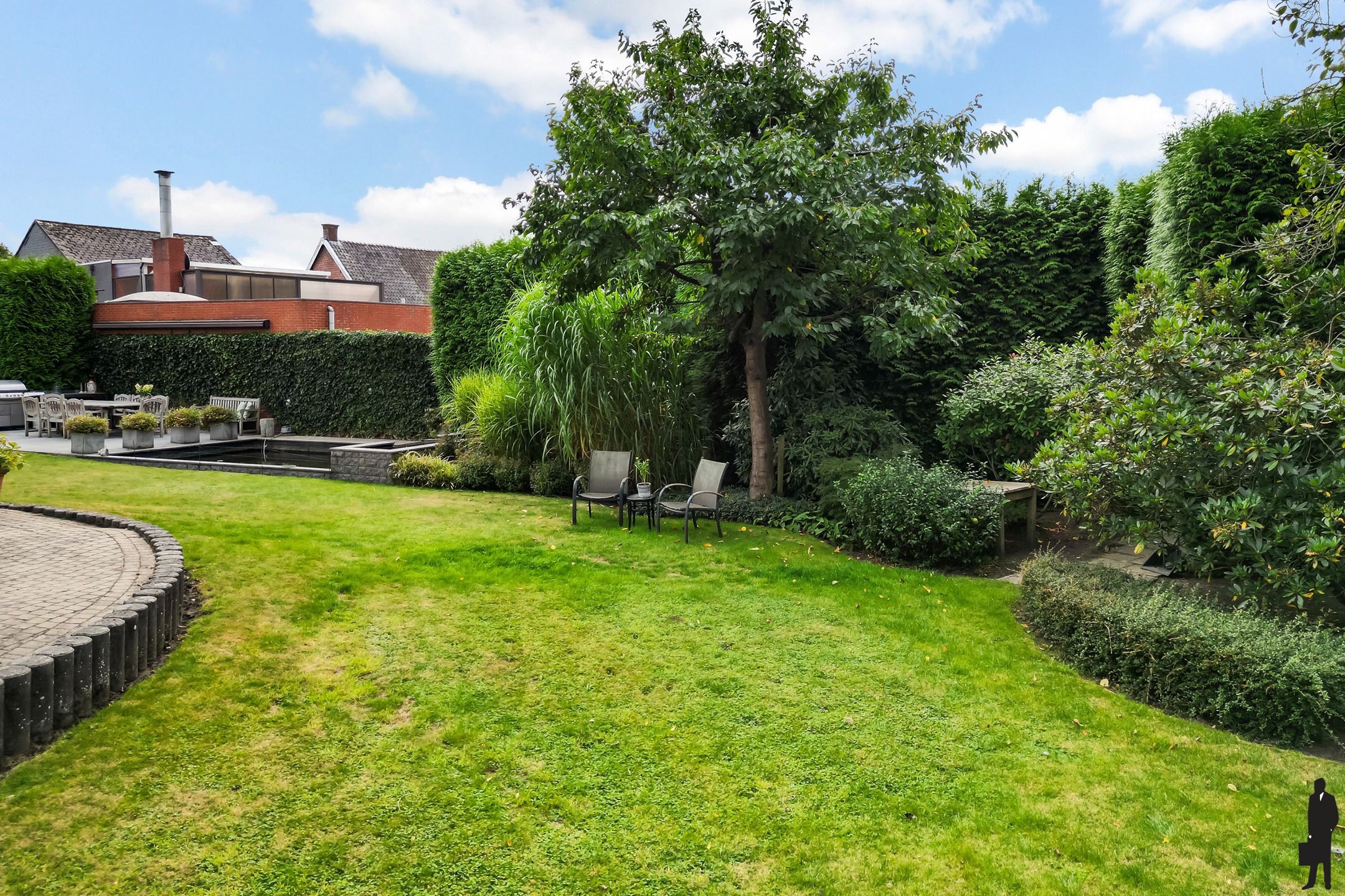 Villa met binnenzwembad, royale tuin en perfecte ligging foto 47
