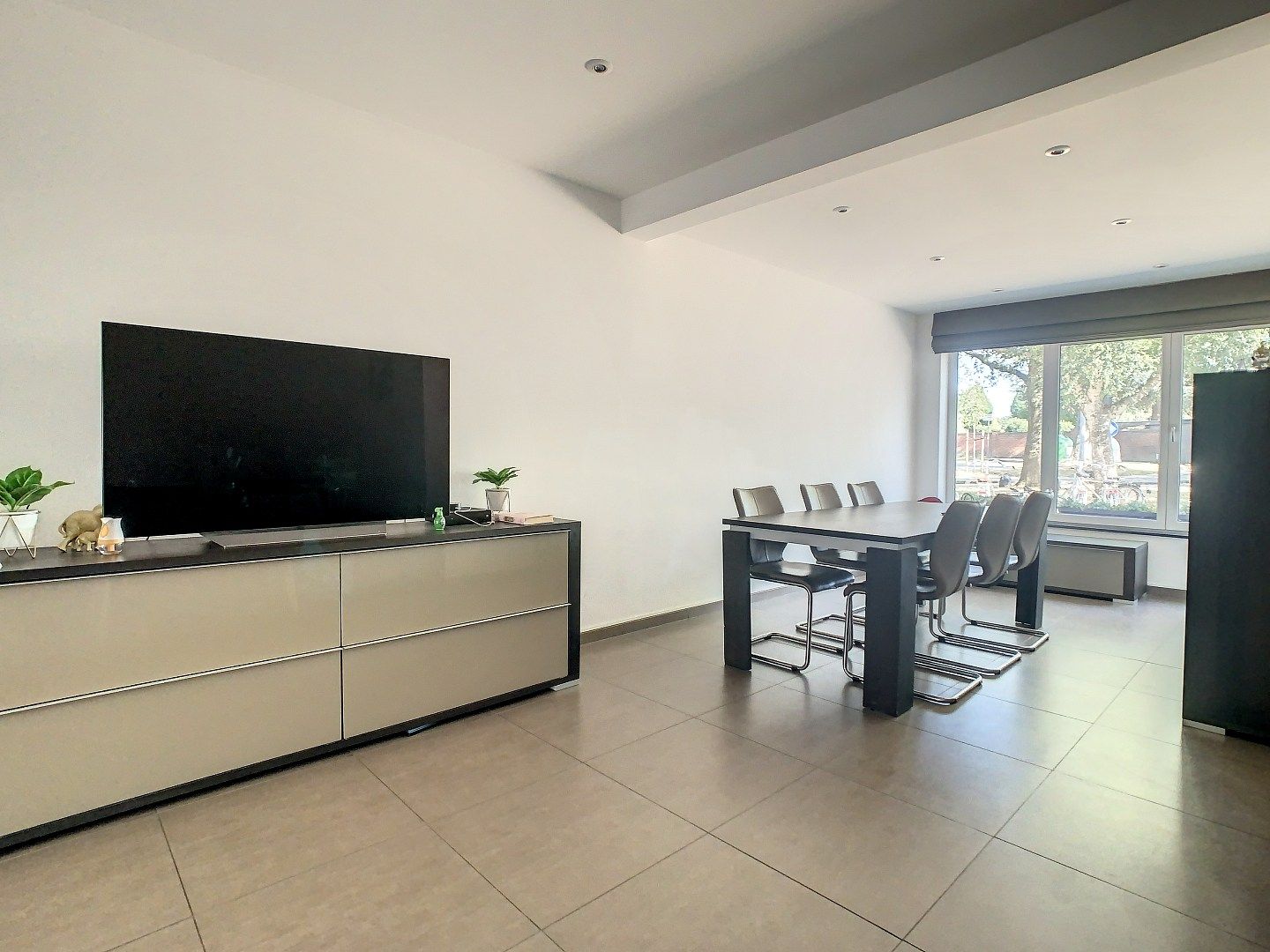 Gerenoveerde woning op een toplocatie in Diest foto 3