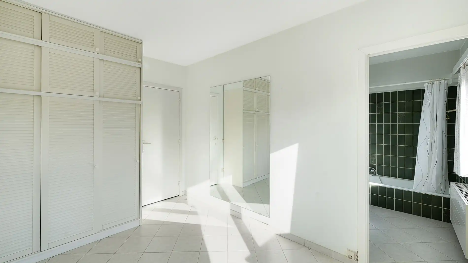 Penthouse te koop met ruim terras nabij het strand foto 13