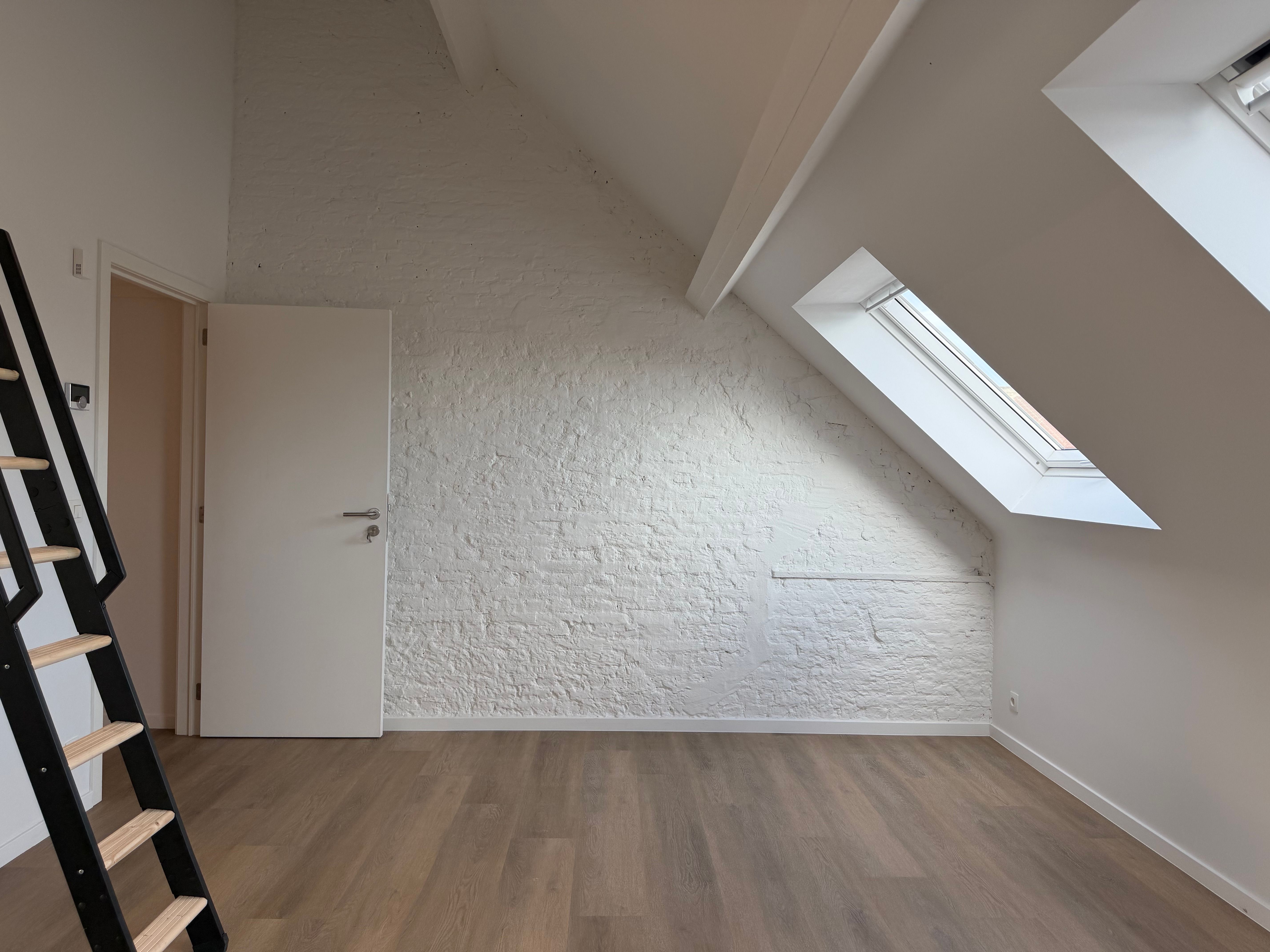 Recent gerenoveerde studio te huur in Gent foto 3