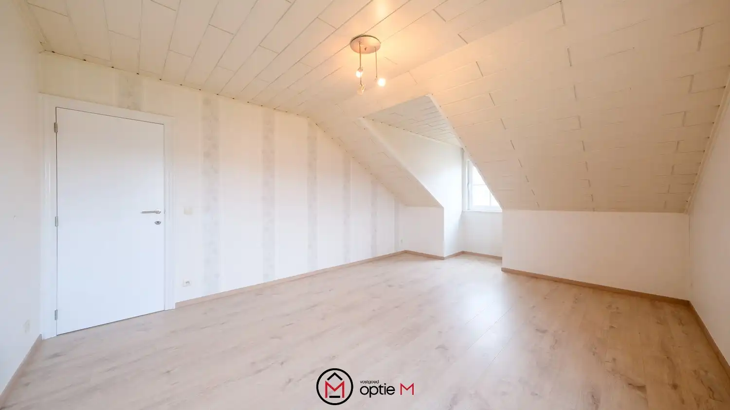 Ruime woning te huur in Alken met 4 slaapkamers en een tuin foto 18