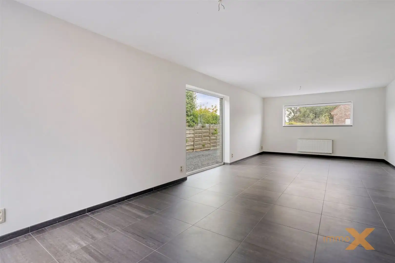 RECENTE INSTAPKLARE LICHTRIJKE RUIME WONING foto 5