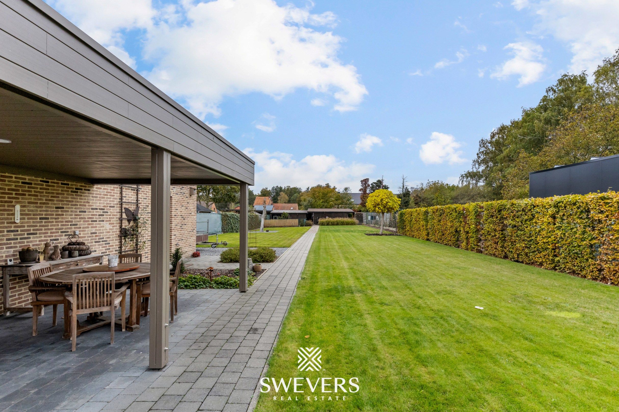 Ruime landelijke woning op 13 are 36 ca in Koersel.  foto 24