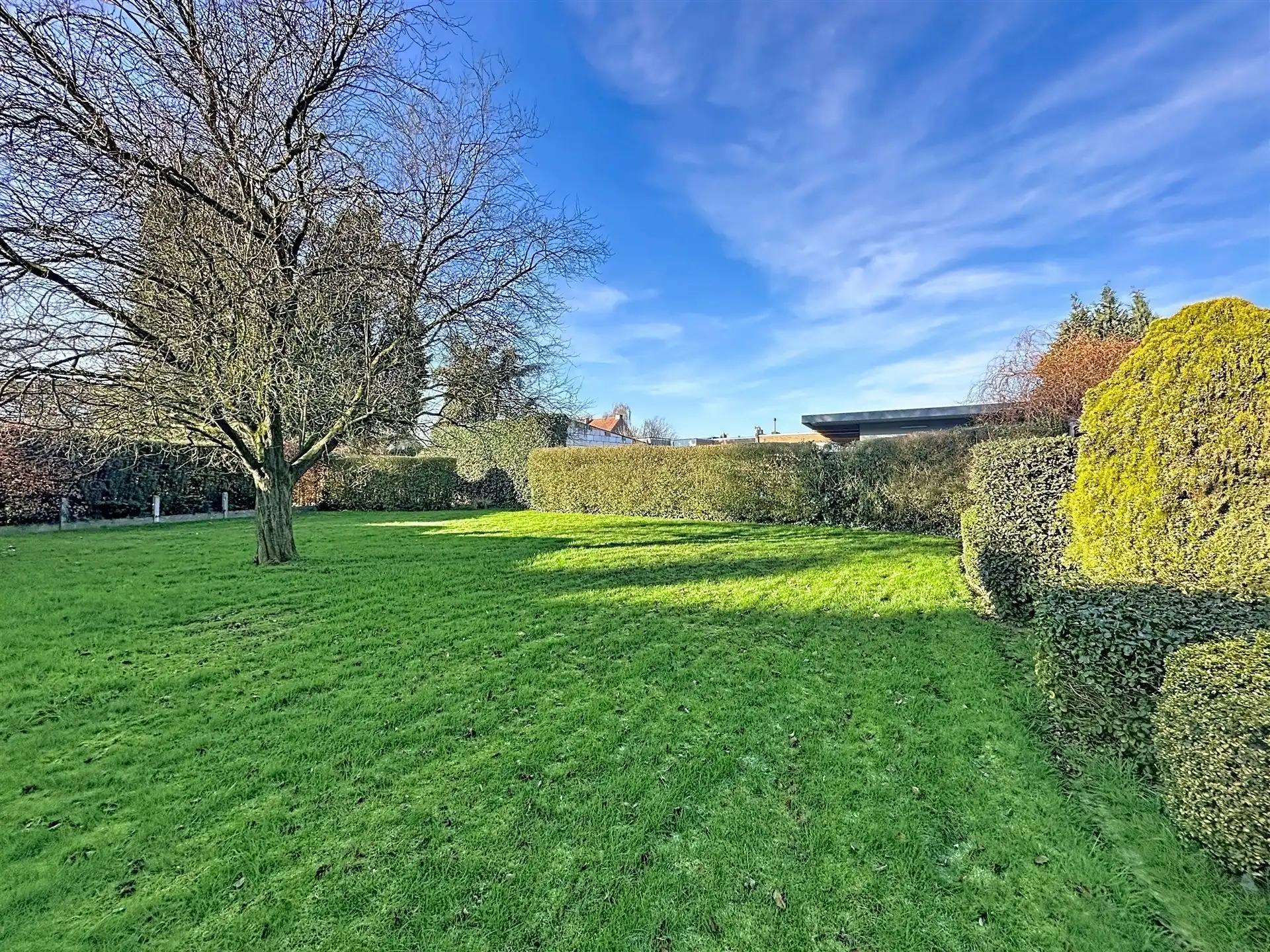 Half open bebouwing met 5 slaapkamers en garage foto 3