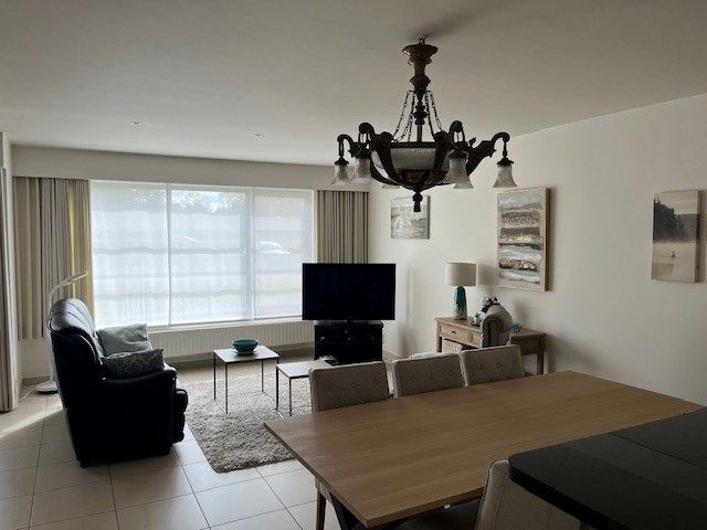  Centraal gelegen energiezuinig glv appartement met 2slk en 2 garages foto {{pictureIndex}}