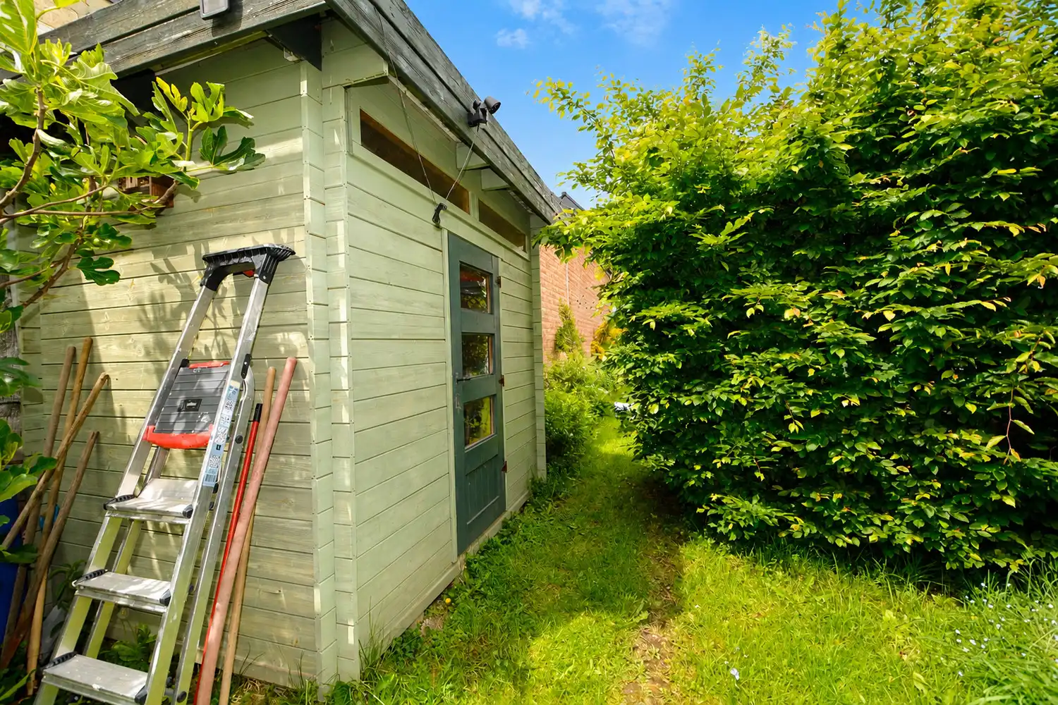 CHARMANTE WONING MET 2 SLK EN RIANTE TUIN! foto 12