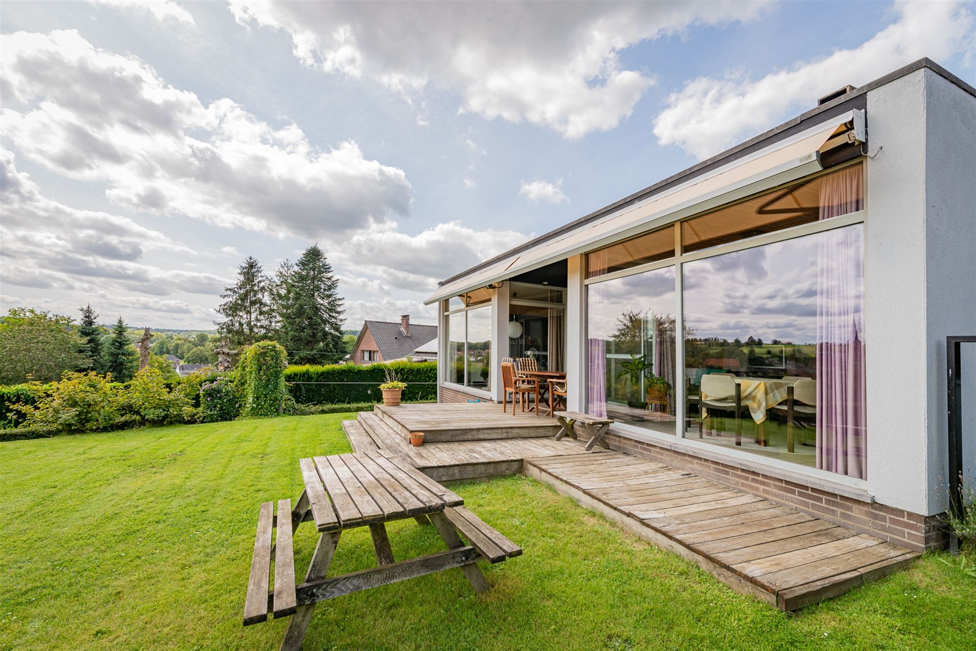 Ruime viergevelwoning met 4 slaapkamers en garage foto 22