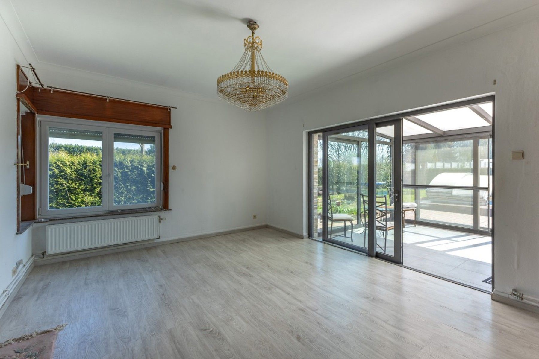 Ruime villa met 5 slaapkamers en zwembad foto 16