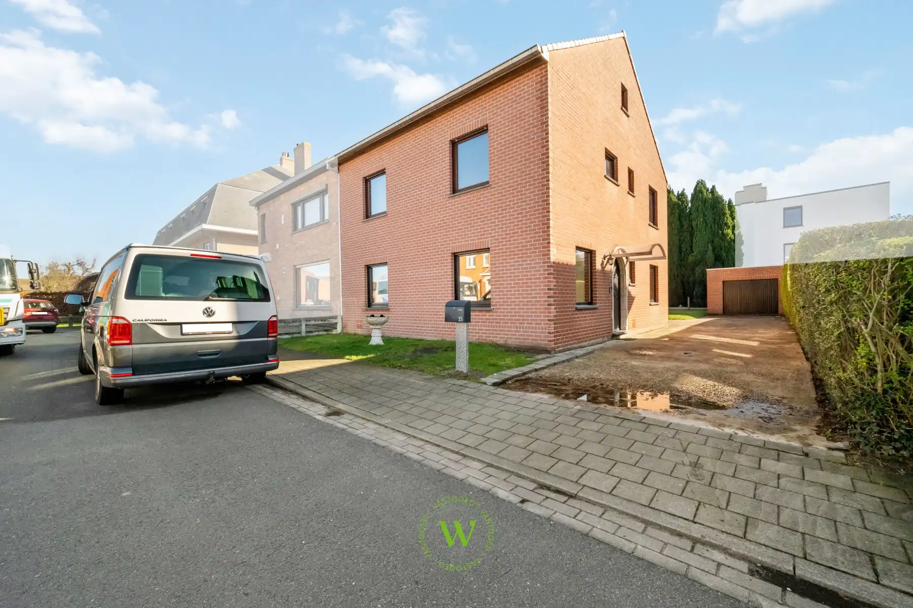 Ruime woning met kangoeroemogelijkheid in Sint-Michiels foto 2