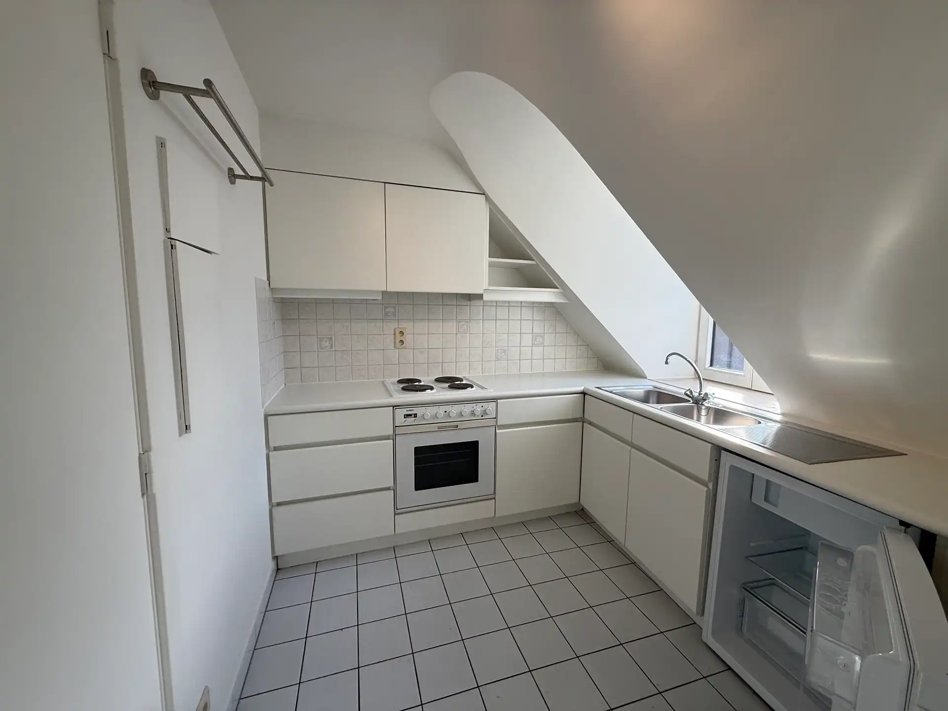 MERE - Ruim duplexappartement in de dorpskern. foto 6