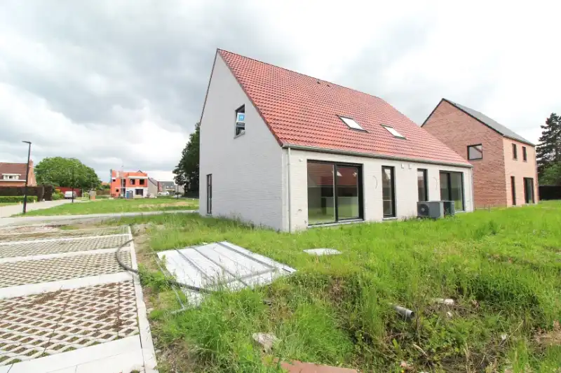 Ruime nieuwbouwwoning te Waardamme foto 10