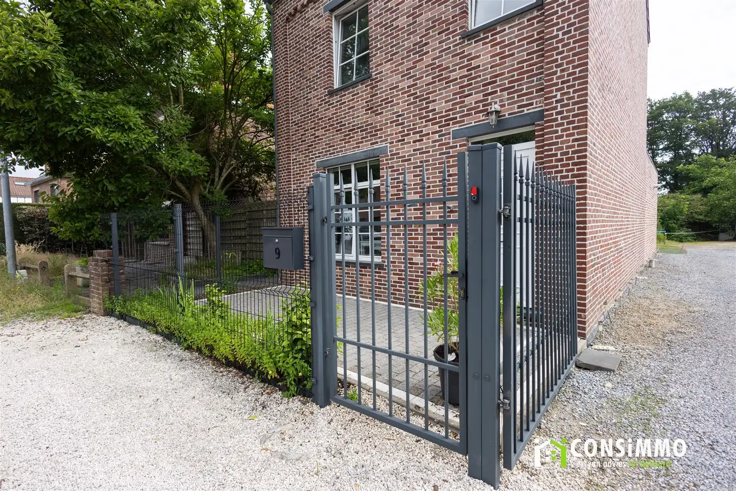 Ruime gezinswoning met uitbreidingspotentieel op toplocatie in Bret-Gelieren foto 2