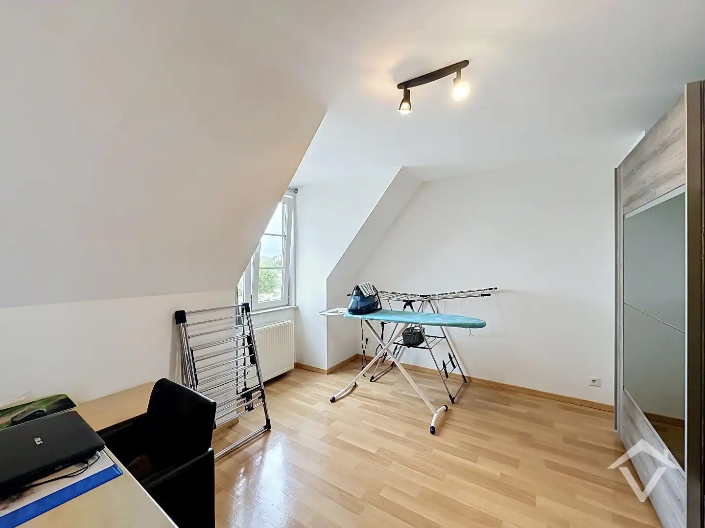 Instapklare energiezuinige woning met 3 slaapkamers, tuin en garage te Eernegem foto 9