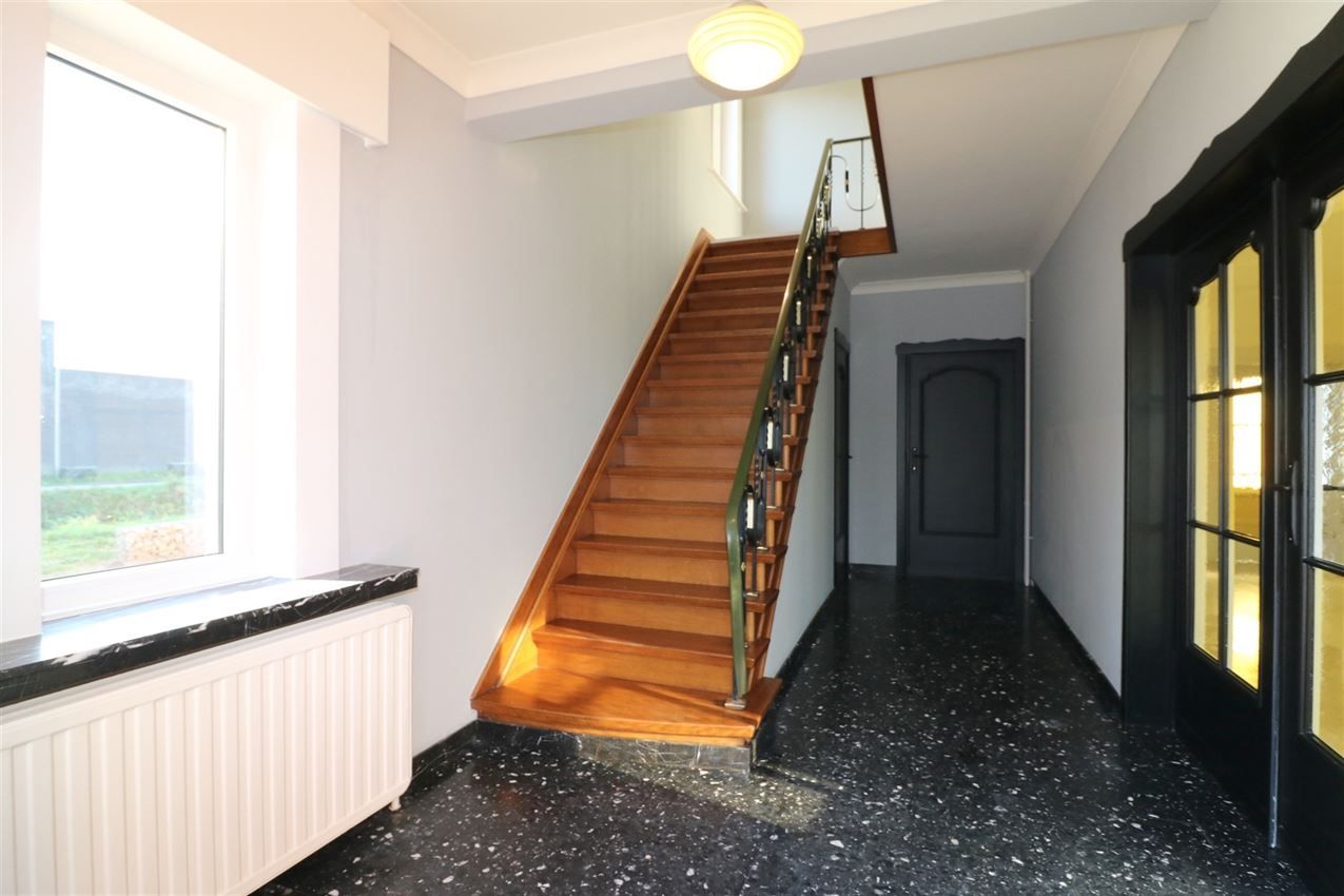 karaktervol, 3 grote slaapkamers, zuidterras, nabij station en natuur foto 7