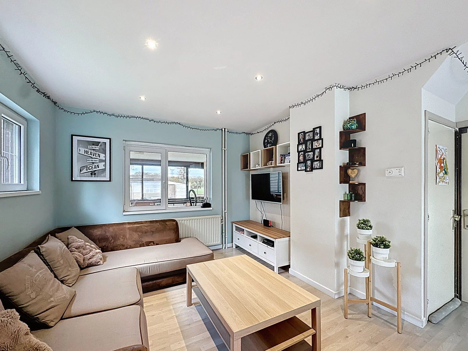 Op te frissen woning met 3 slaapkamers, op een groot perceel, eventueel 2 bouwplaatsen foto 9