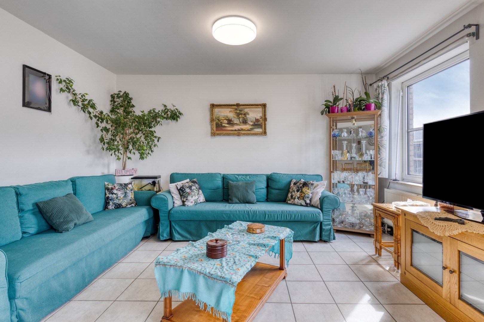 Goed gelegen 3-slaapkamerappartement  – EPC 105 kWh/m² - bewoonbare opp. 136 m² foto 6